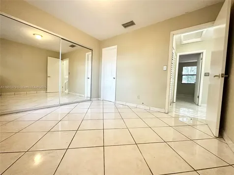 10554 NW 3rd Street Pembroke Pines FL 33026