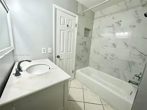10554 NW 3rd Street Pembroke Pines FL 33026