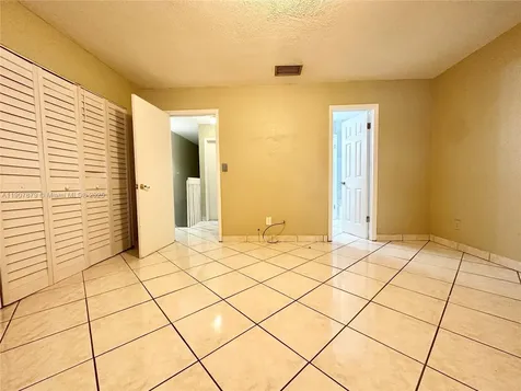 10554 NW 3rd Street Pembroke Pines FL 33026