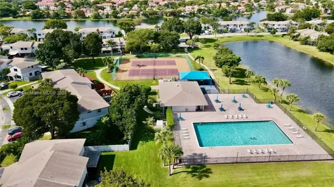 10554 NW 3rd Street Pembroke Pines FL 33026
