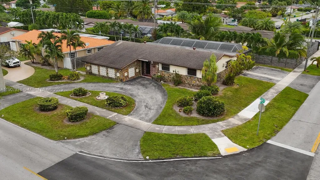 1331 SW 102nd Avenue Miami FL 33174