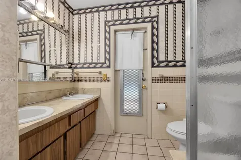 1331 SW 102nd Avenue Miami FL 33174