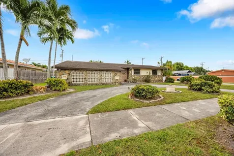 1331 SW 102nd Avenue Miami FL 33174