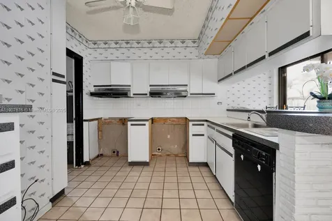 1331 SW 102nd Avenue Miami FL 33174