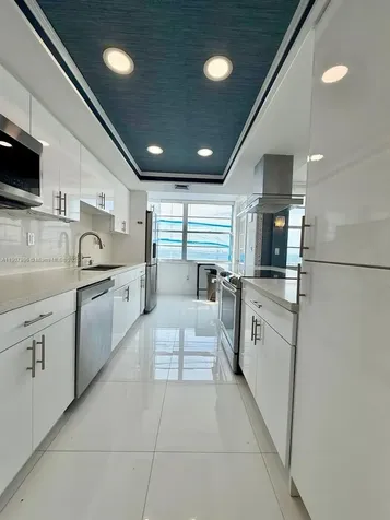 18051 Biscayne Boulevard Aventura FL 33160