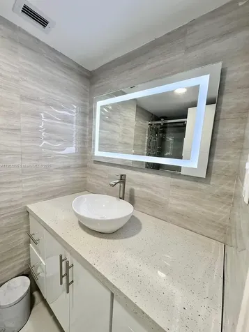 18051 Biscayne Boulevard Aventura FL 33160