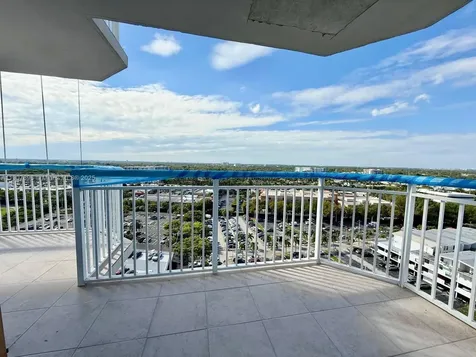 18051 Biscayne Boulevard Aventura FL 33160