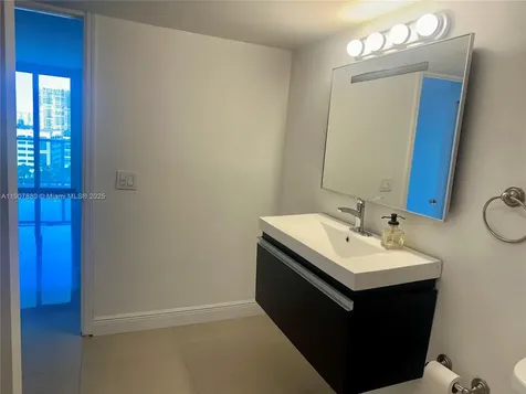 100 Bayview Drive Sunny Isles Beach FL 33160