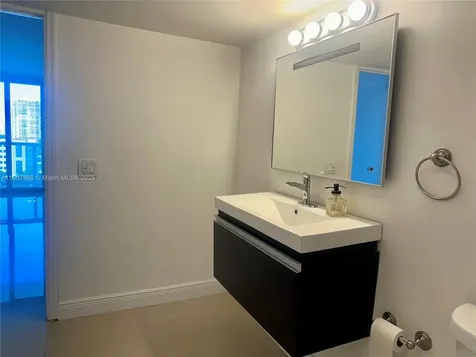 100 Bayview Drive Sunny Isles Beach FL 33160