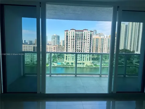 100 Bayview Drive Sunny Isles Beach FL 33160