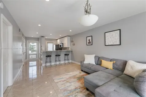 1461 S Ocean Boulevard Lauderdale By The Sea FL 33062