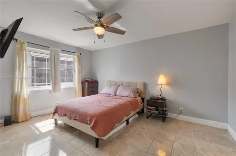 1461 S Ocean Boulevard Lauderdale By The Sea FL 33062