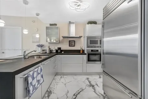 18201 Collins Avenue Sunny Isles Beach FL 33160