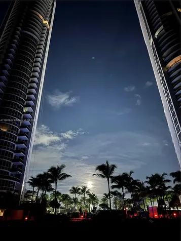 18201 Collins Avenue Sunny Isles Beach FL 33160