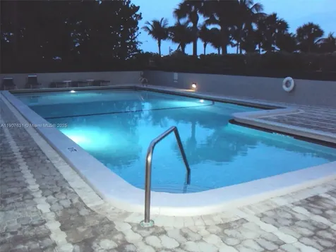 8877 Collins Avenue Surfside FL 33154
