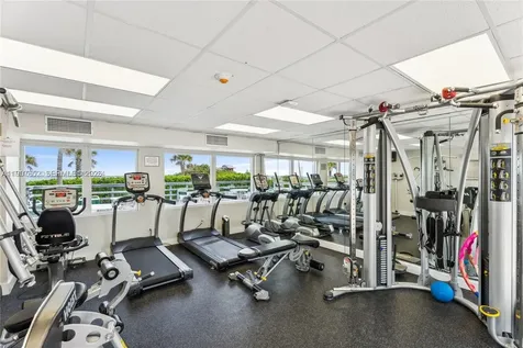 5005 Collins Avenue Miami Beach FL 33140