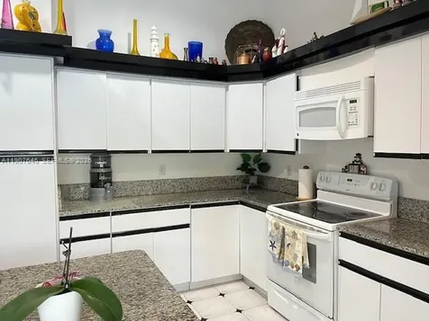 204 191st Street Sunny Isles Beach FL 33160