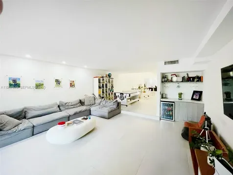 20444 NE 34th Court Aventura FL 33180