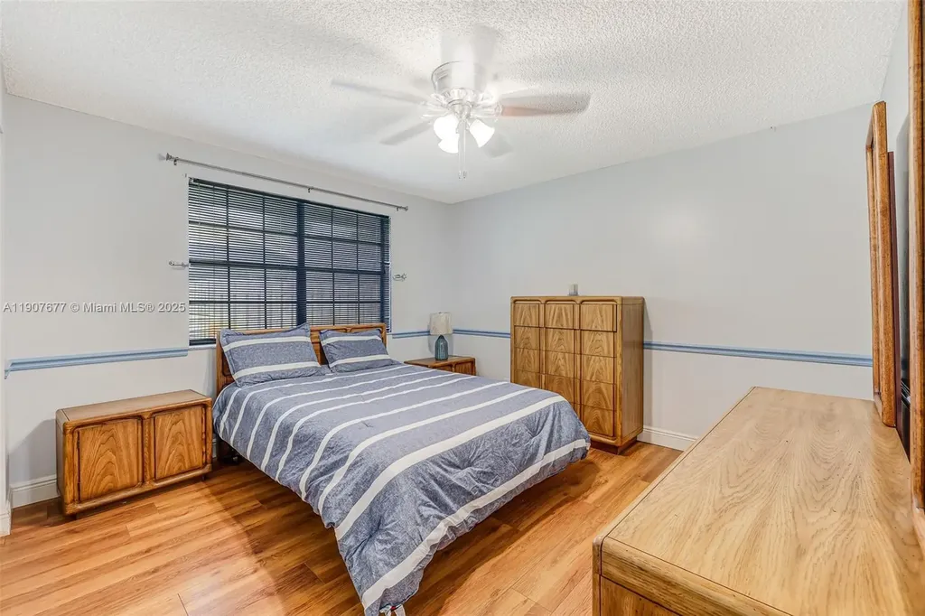 10963 NW 12th Manor Coral Springs FL 33071