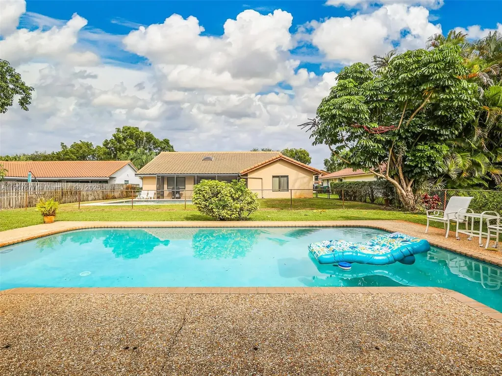 10963 NW 12th Manor Coral Springs FL 33071