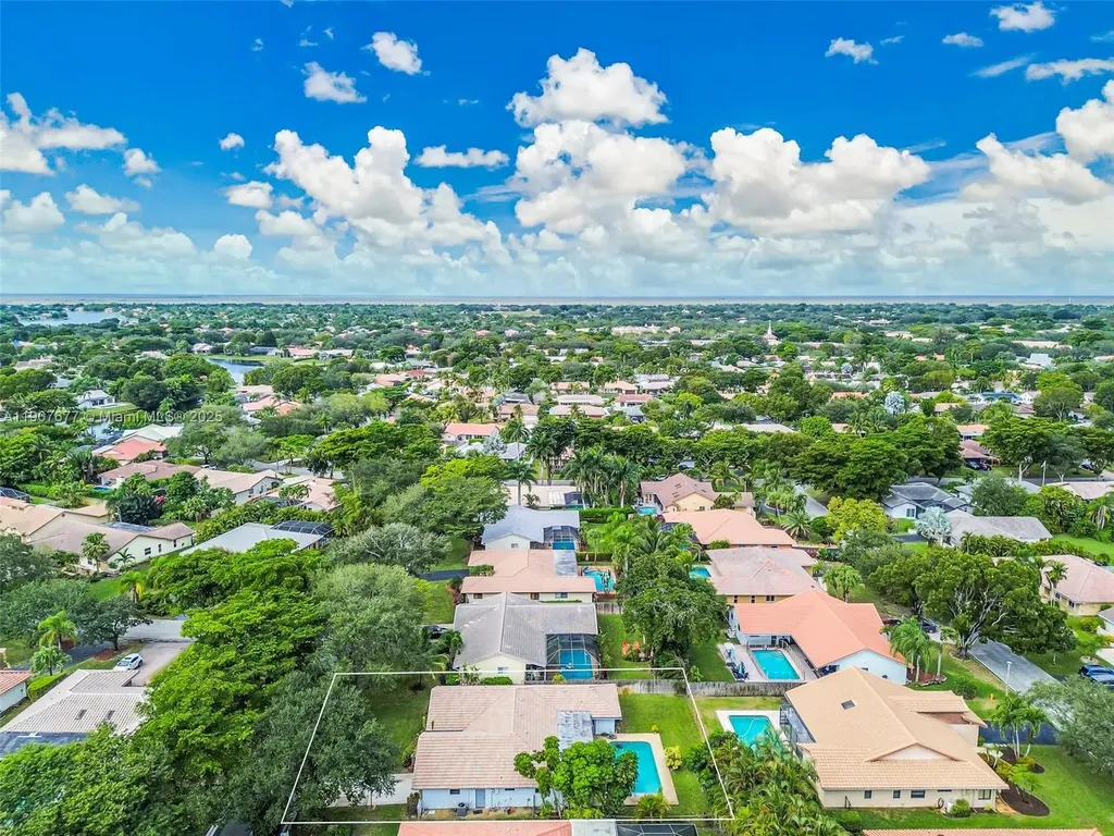 10963 NW 12th Manor Coral Springs FL 33071