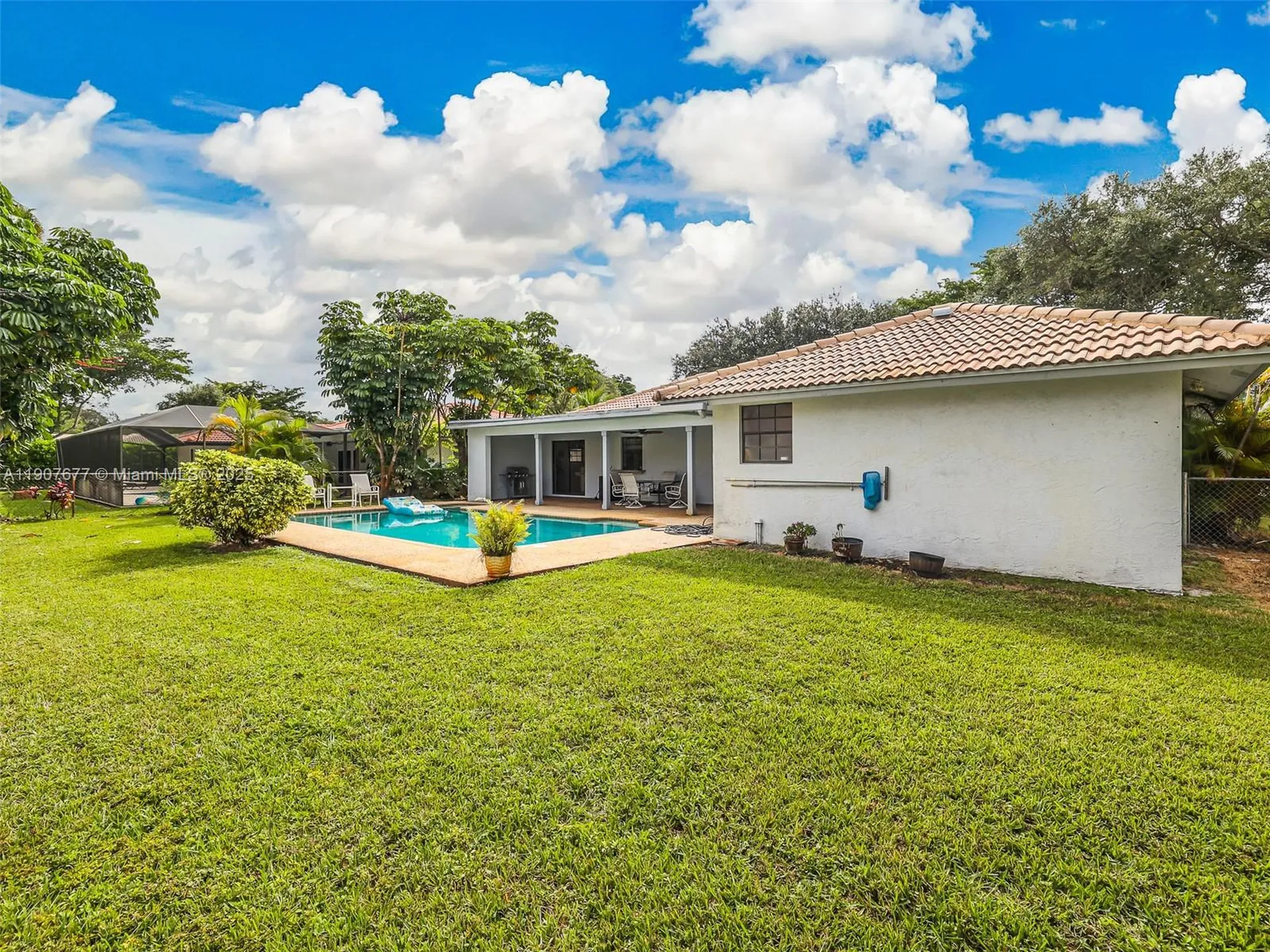 10963 NW 12th Manor Coral Springs FL 33071