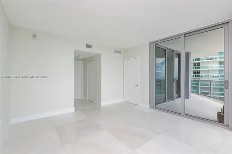 488 NE 18th Street Miami FL 33132