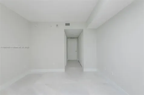 488 NE 18th Street Miami FL 33132