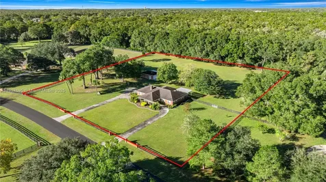 9812 SW 74 Avenue Ocala FL 34476