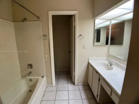 15167 Montrose Road Miami Lakes FL 33016