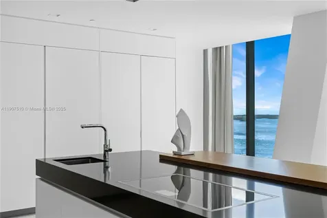 1000 Biscayne Boulevard Miami FL 33132