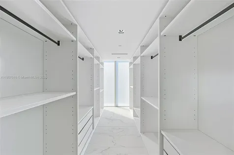 1000 Biscayne Boulevard Miami FL 33132