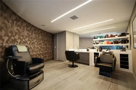 1000 Biscayne Boulevard Miami FL 33132