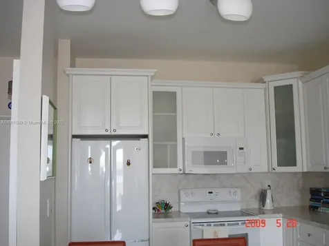 18061 Biscayne Boulevard Aventura FL 33160
