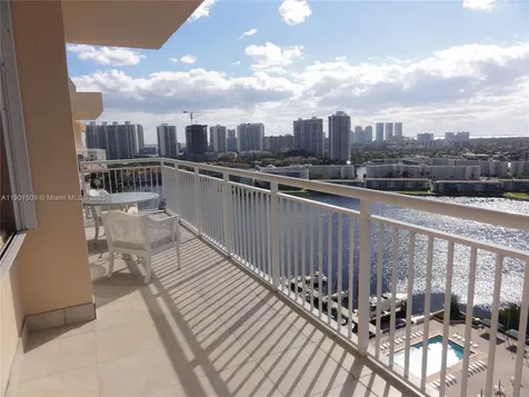 18061 Biscayne Boulevard Aventura FL 33160