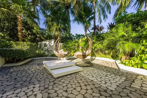 2020 N Bayshore Miami FL 33137