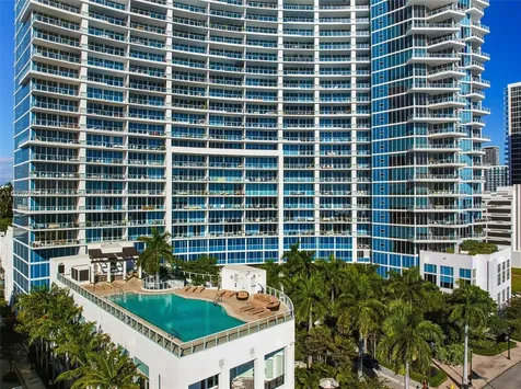 2020 N Bayshore Miami FL 33137