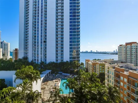 2020 N Bayshore Miami FL 33137