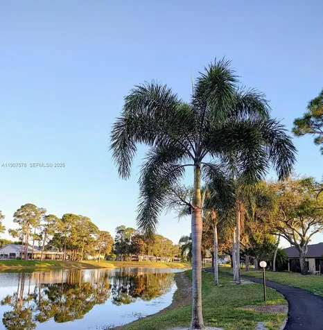 442 Pine Glen Lane Green Acres FL 33463
