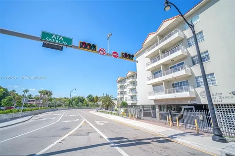 2600 Collins Avenue Miami Beach FL 33140