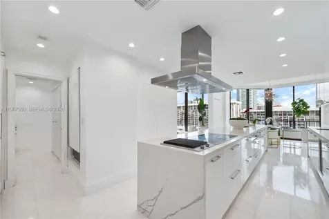 1925 Brickell Avenue Miami FL 33129