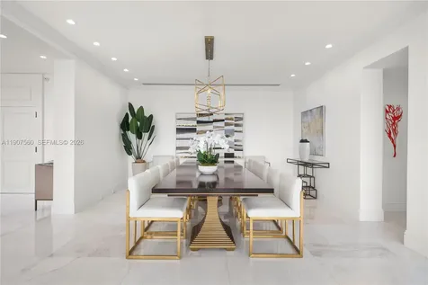 1925 Brickell Avenue Miami FL 33129