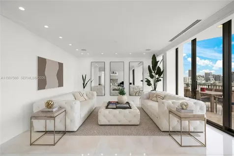 1925 Brickell Avenue Miami FL 33129