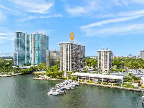 1925 Brickell Avenue Miami FL 33129