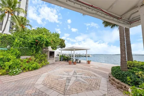 1925 Brickell Avenue Miami FL 33129