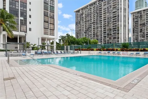 1925 Brickell Avenue Miami FL 33129
