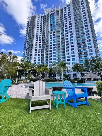 2641 N Flamingo Road Sunrise FL 33323