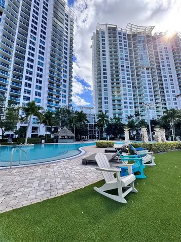 2641 N Flamingo Road Sunrise FL 33323