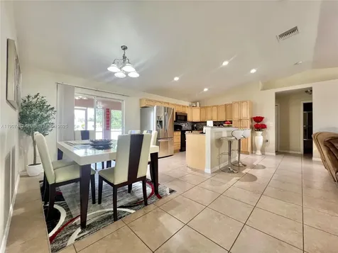 2916 51st Street SW Lehigh Acres FL 33976