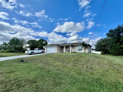 2916 51st Street SW Lehigh Acres FL 33976